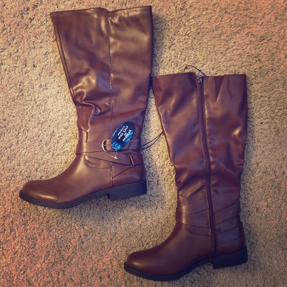 Style & Co. Shoes - NWT knee high boots 7.5 wide calf